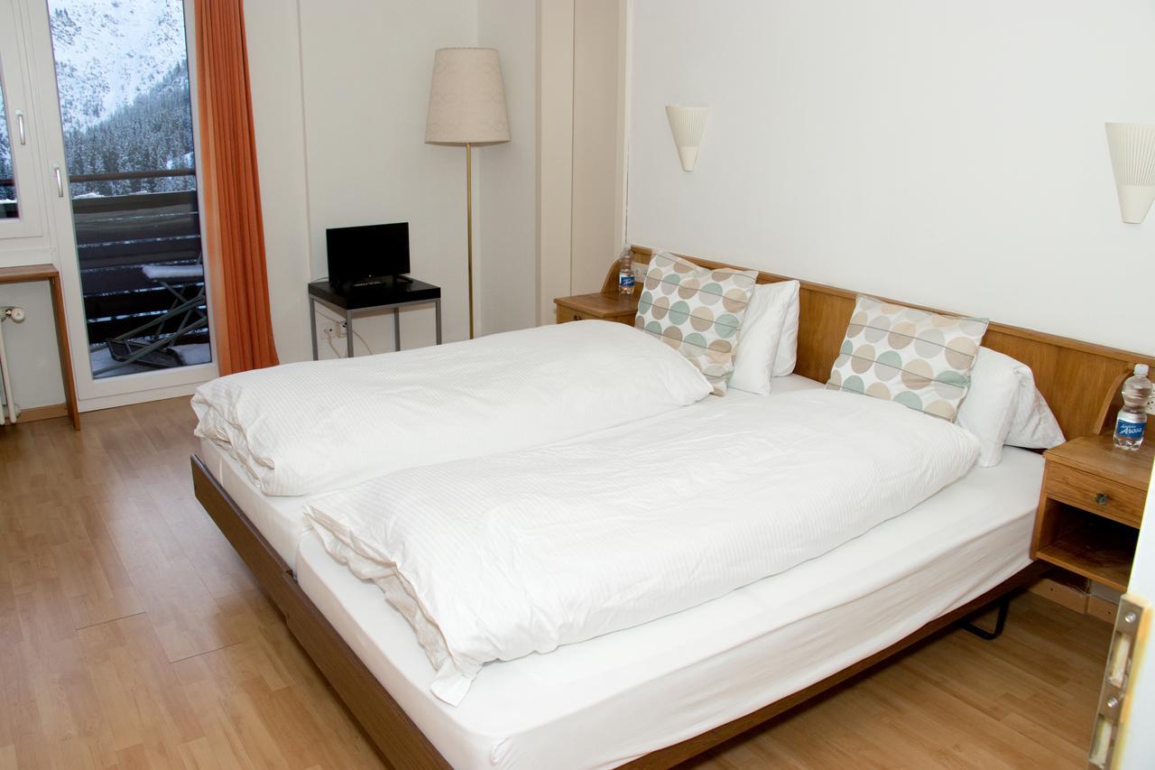 Chamanna Bed & Breakfast 아로사 외부 사진