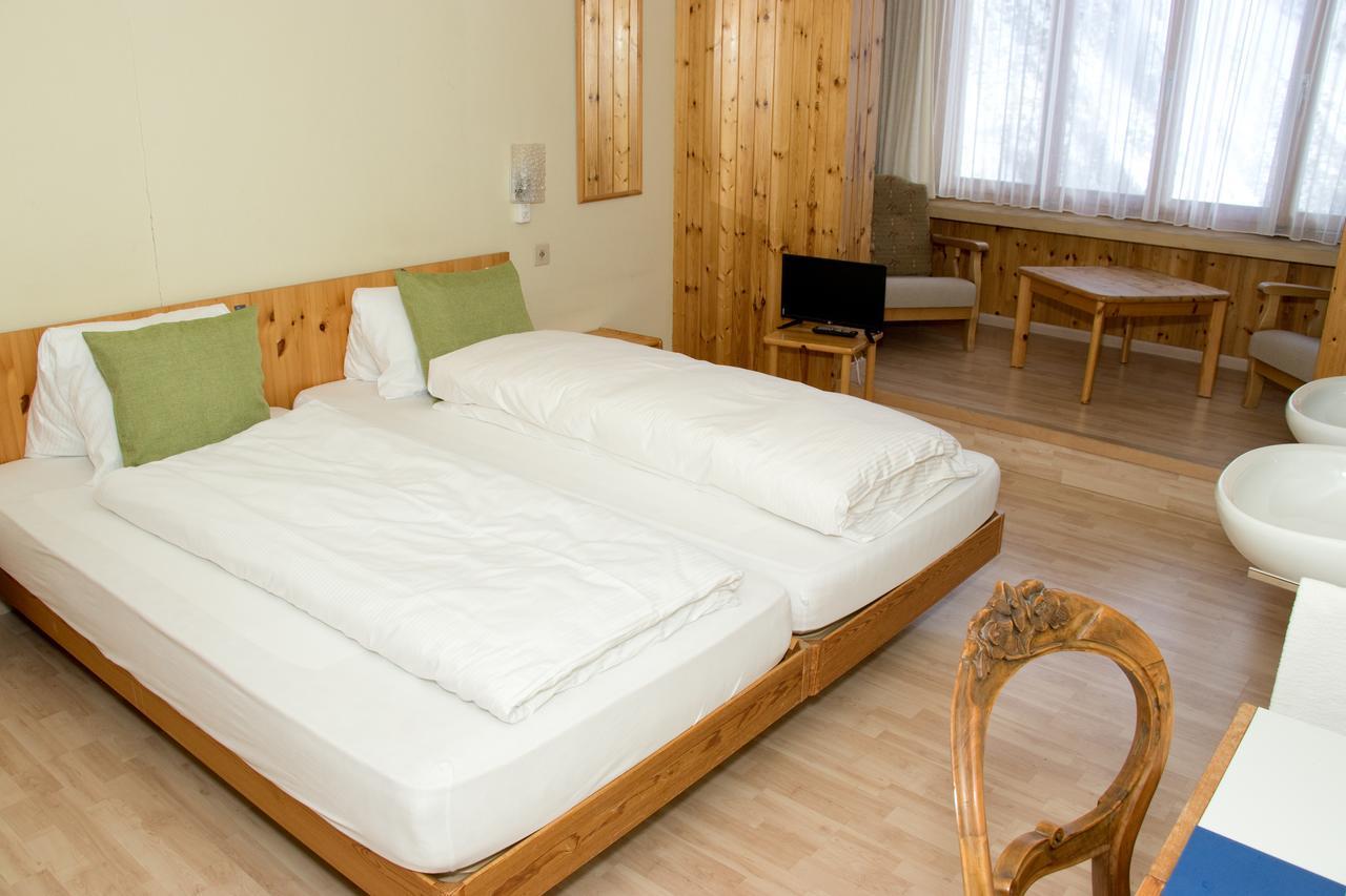 Chamanna Bed & Breakfast 아로사 외부 사진