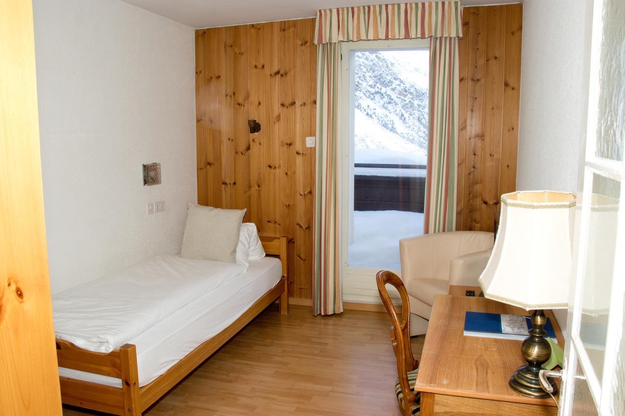 Chamanna Bed & Breakfast 아로사 외부 사진