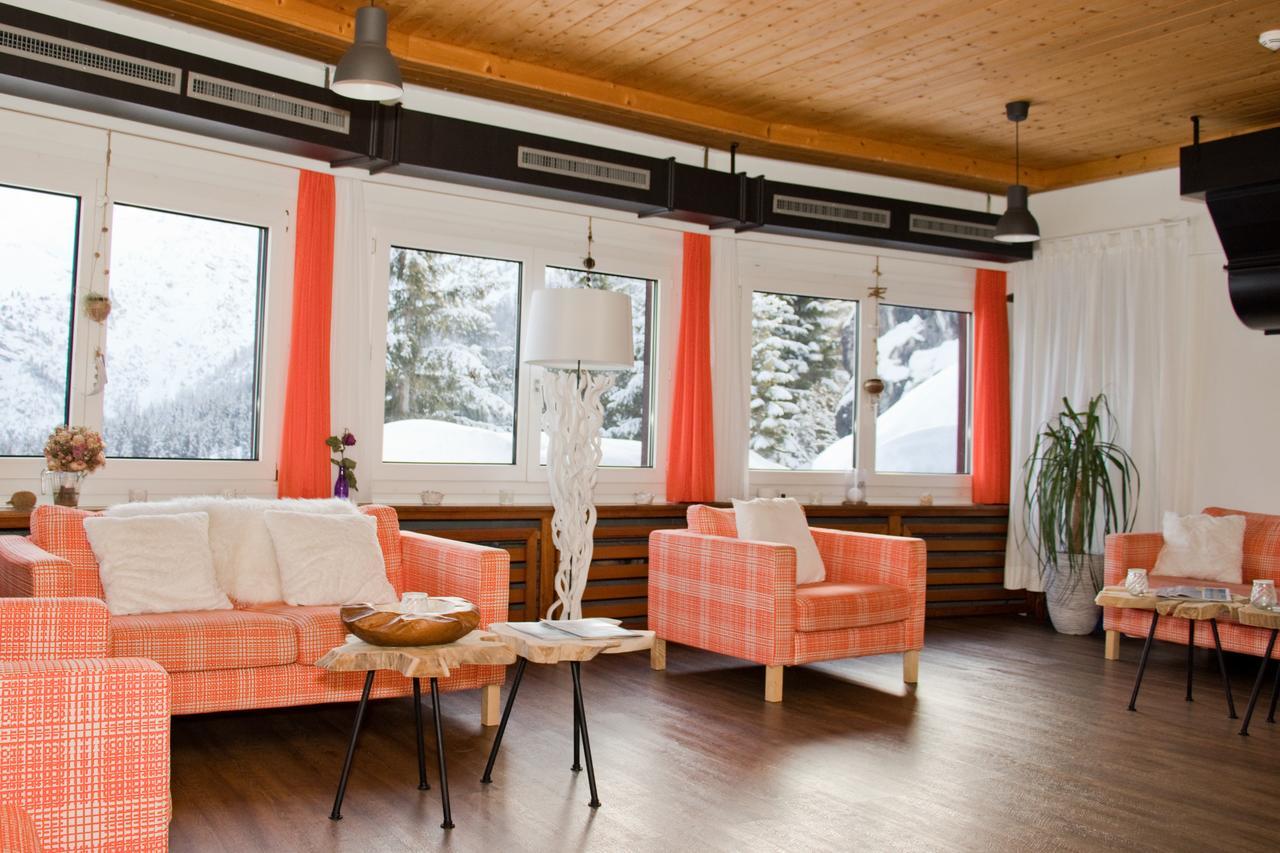 Chamanna Bed & Breakfast 아로사 외부 사진
