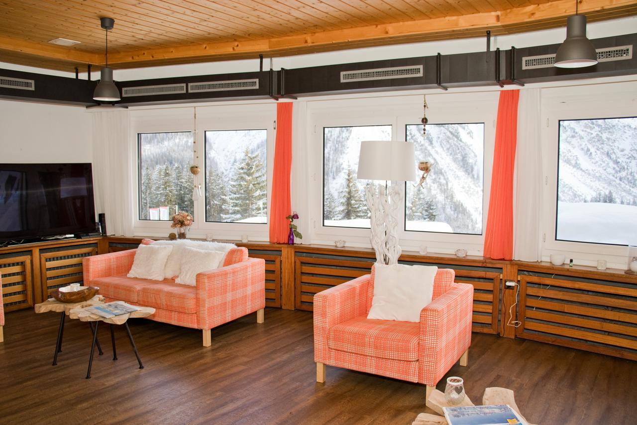 Chamanna Bed & Breakfast 아로사 외부 사진