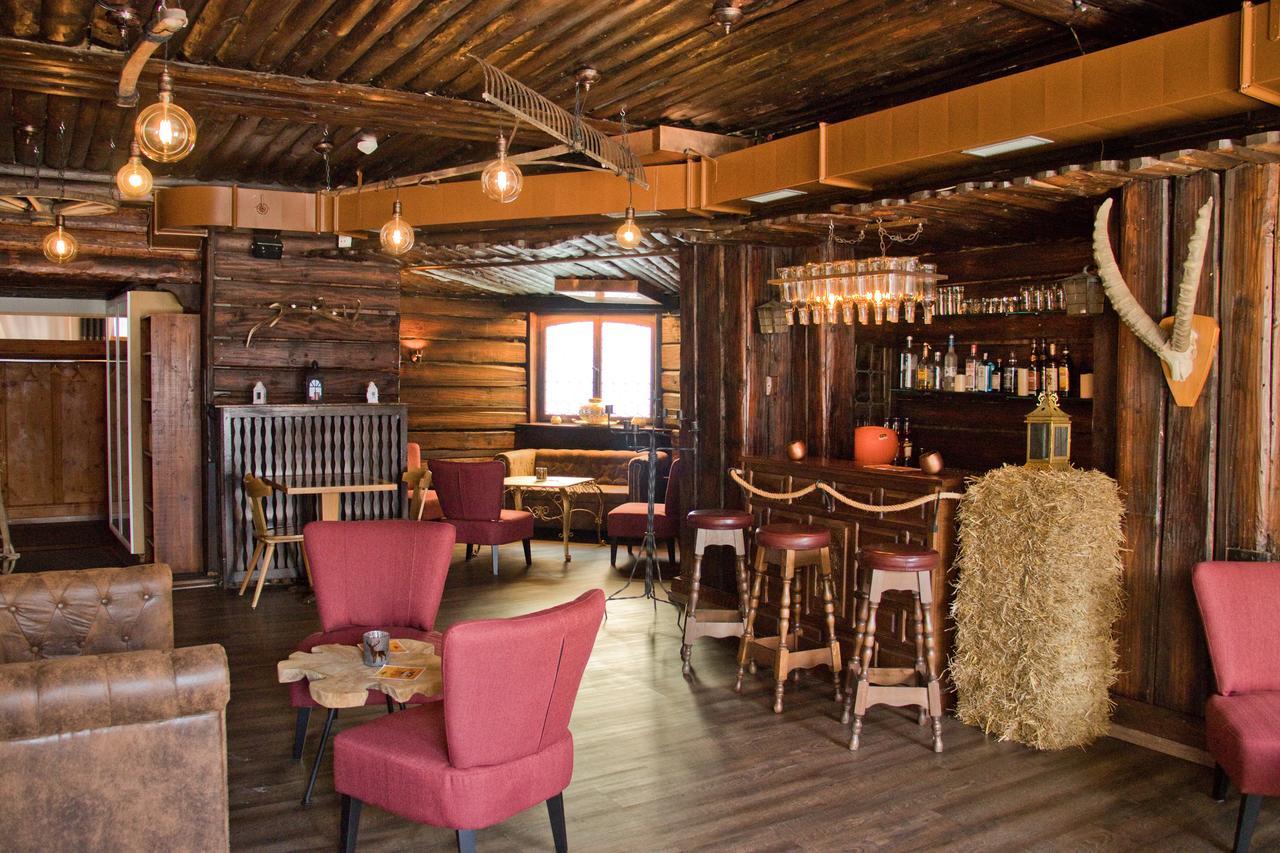 Chamanna Bed & Breakfast 아로사 외부 사진