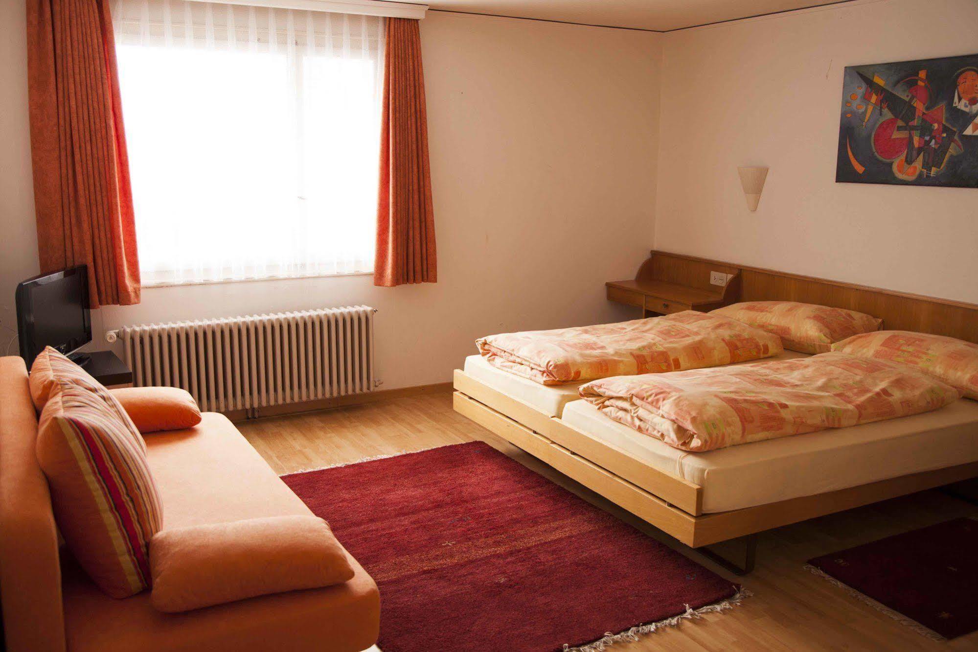 Chamanna Bed & Breakfast 아로사 외부 사진